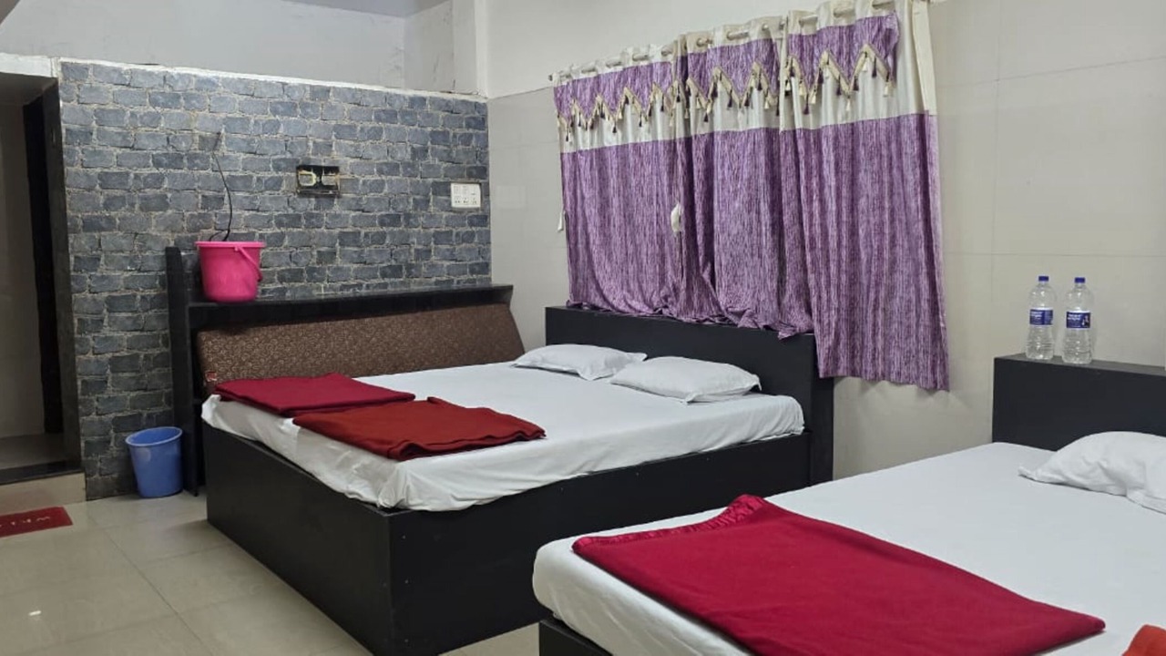 Photo of Bedroom in Shirol