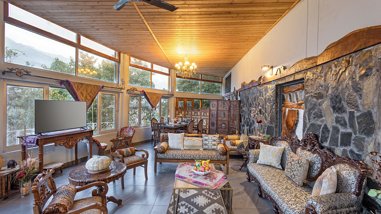 Photo of Livingroom in Tehri