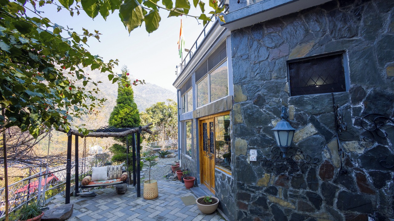 Photo of Patio Balcony in Tehri