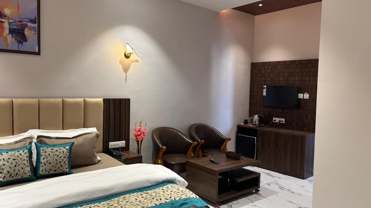 Photo of Bedroom in Balaghat