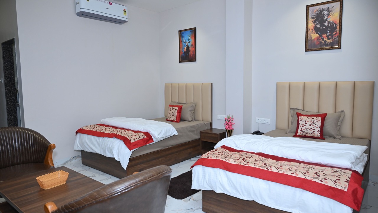 Photo of Bedroom in Balaghat