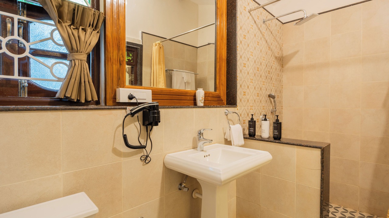 Photo of Bathroom in Calangute