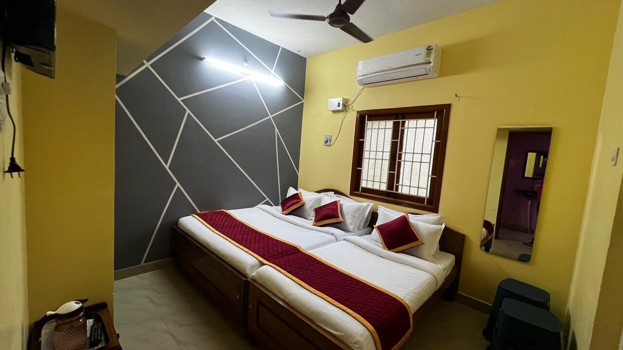 Photo of Bedroom in Tiruchirappalli