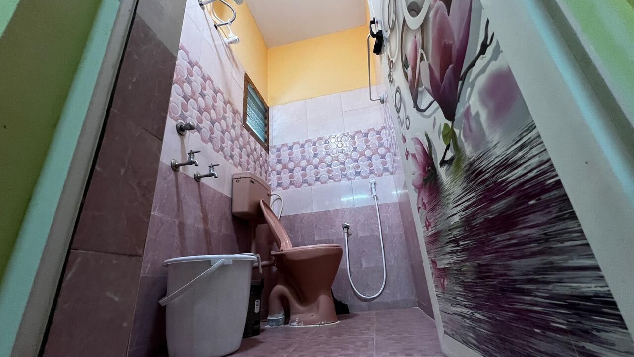Photo of Bathroom in Tiruchirappalli