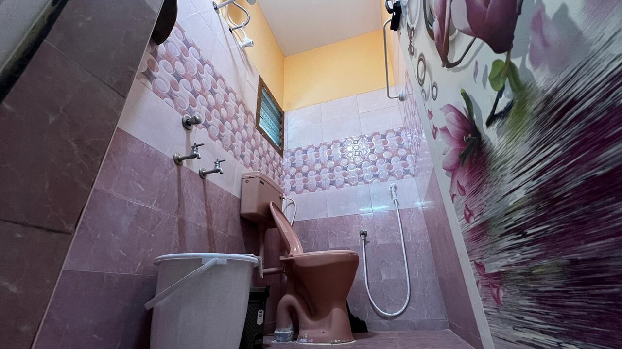 Photo of Bathroom in Tiruchirappalli