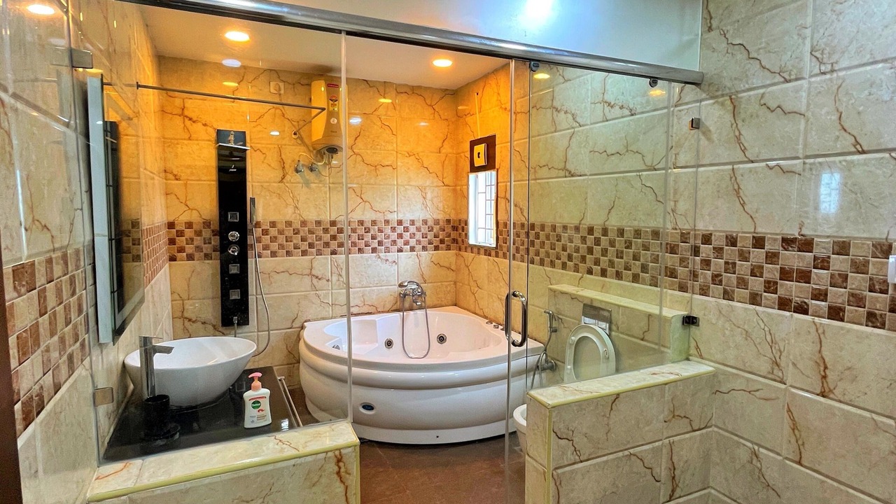 Photo of Bathroom in Kanathur