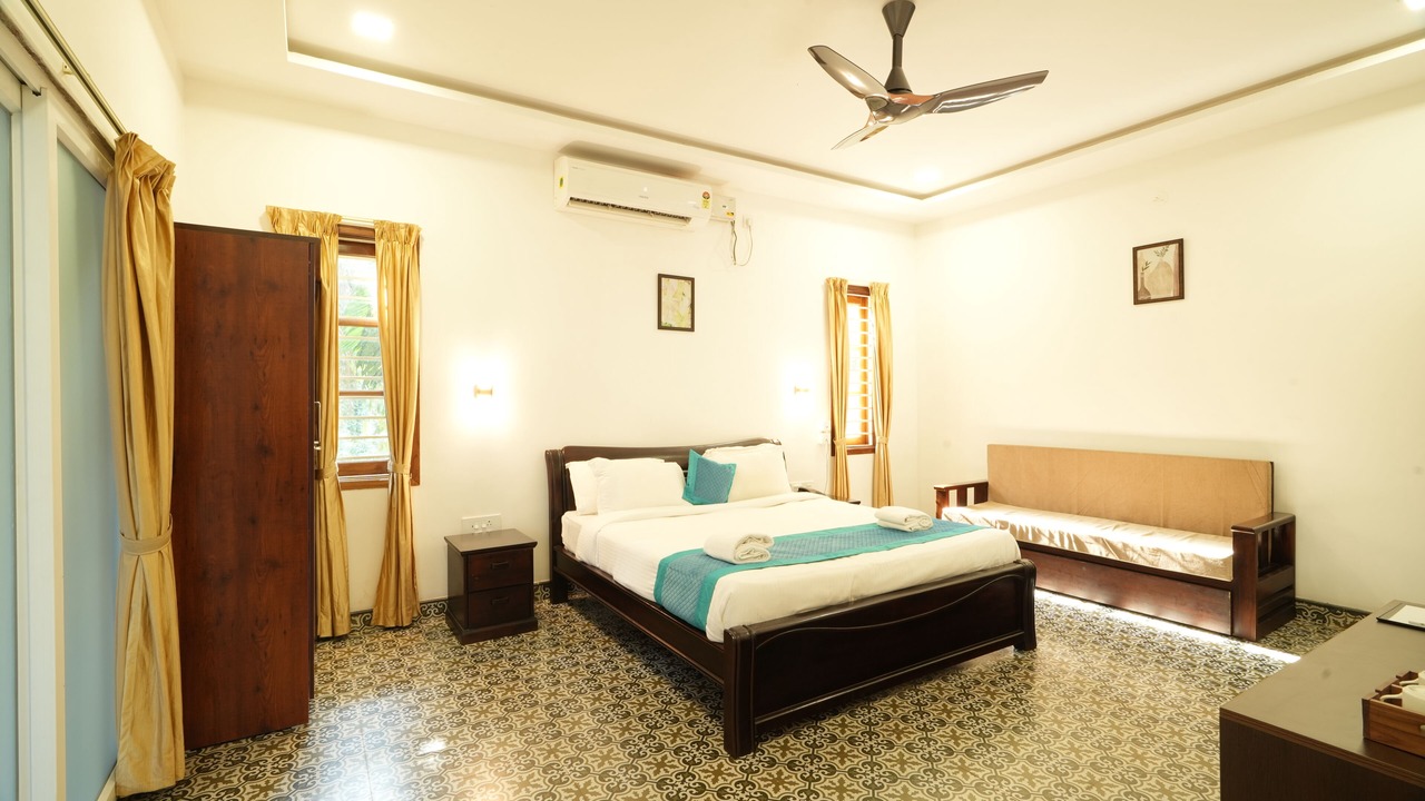 Photo of Bedroom in Hireguthi
