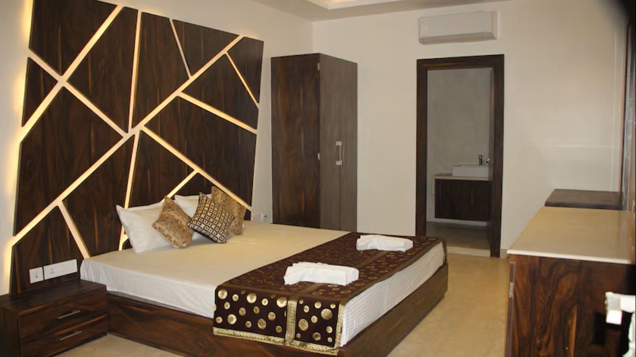 Photo of Bedroom in Malda