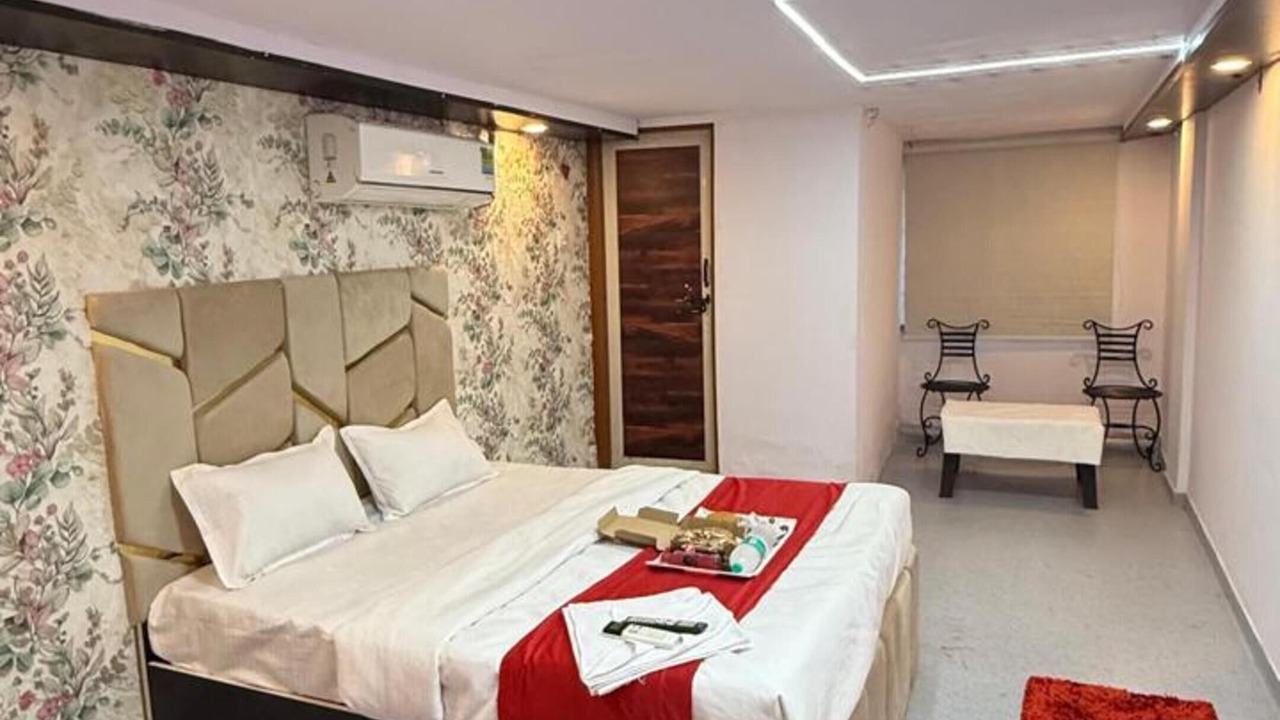 Photo of Bedroom in Dharampeth