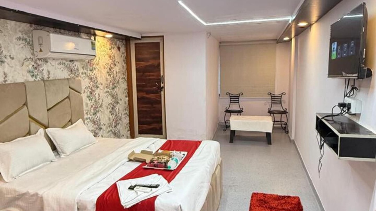 Photo of Bedroom in Dharampeth