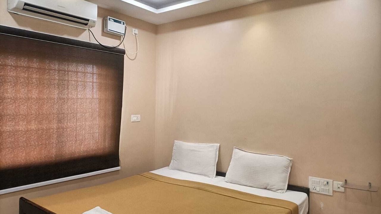 Photo of Bedroom in Manali