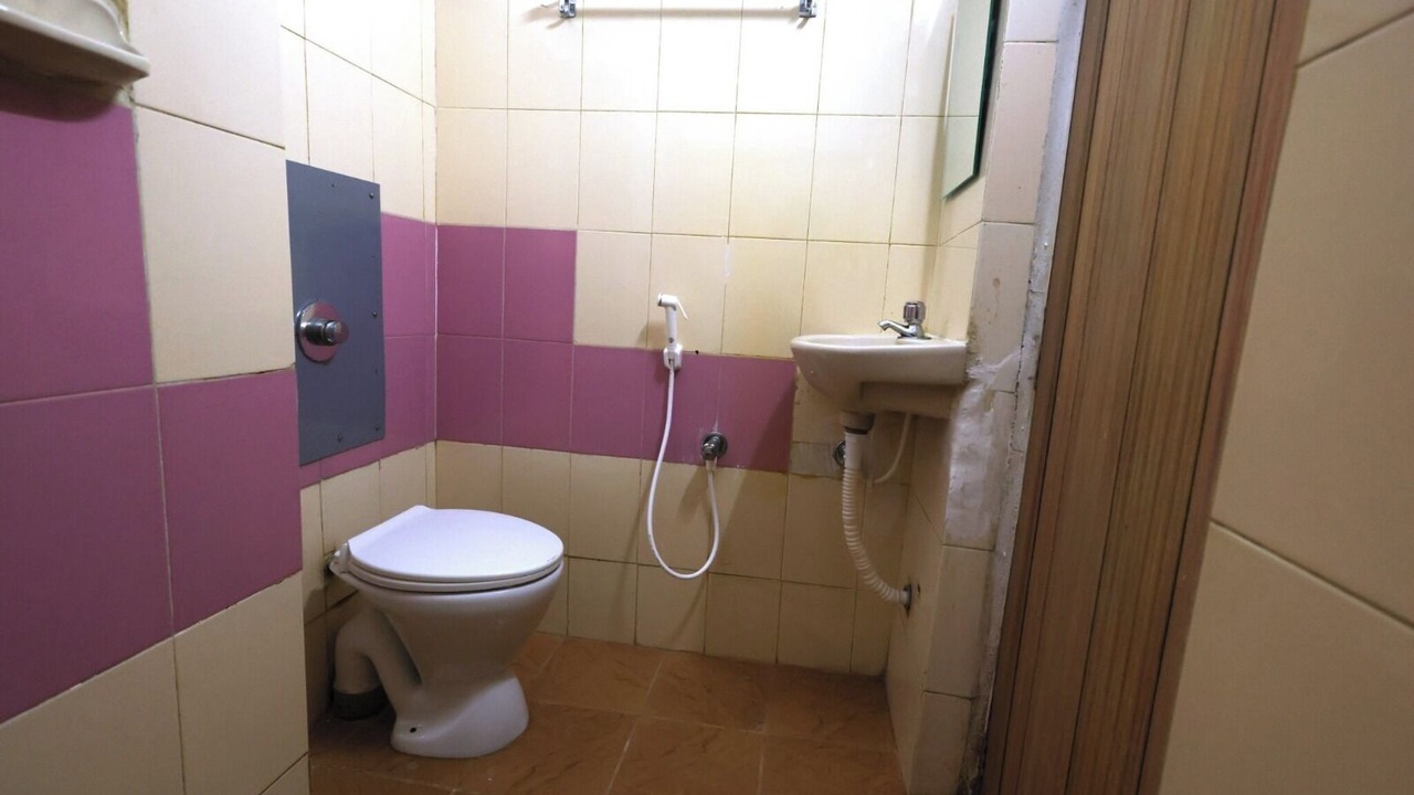 Photo of Bathroom in Perundurai
