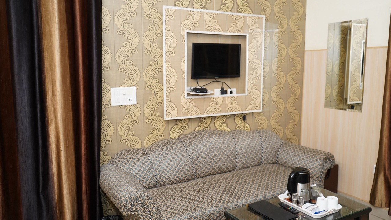 Photo of Bedroom in Manimajra