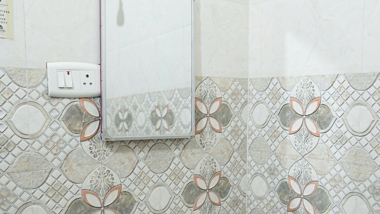 Photo of Bathroom in Dharapuram
