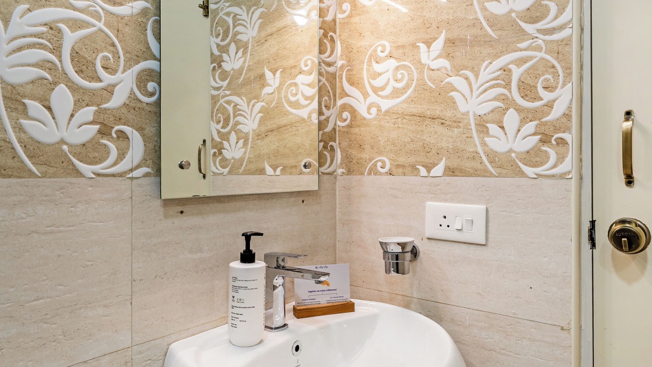 Photo of Bathroom in Ooty