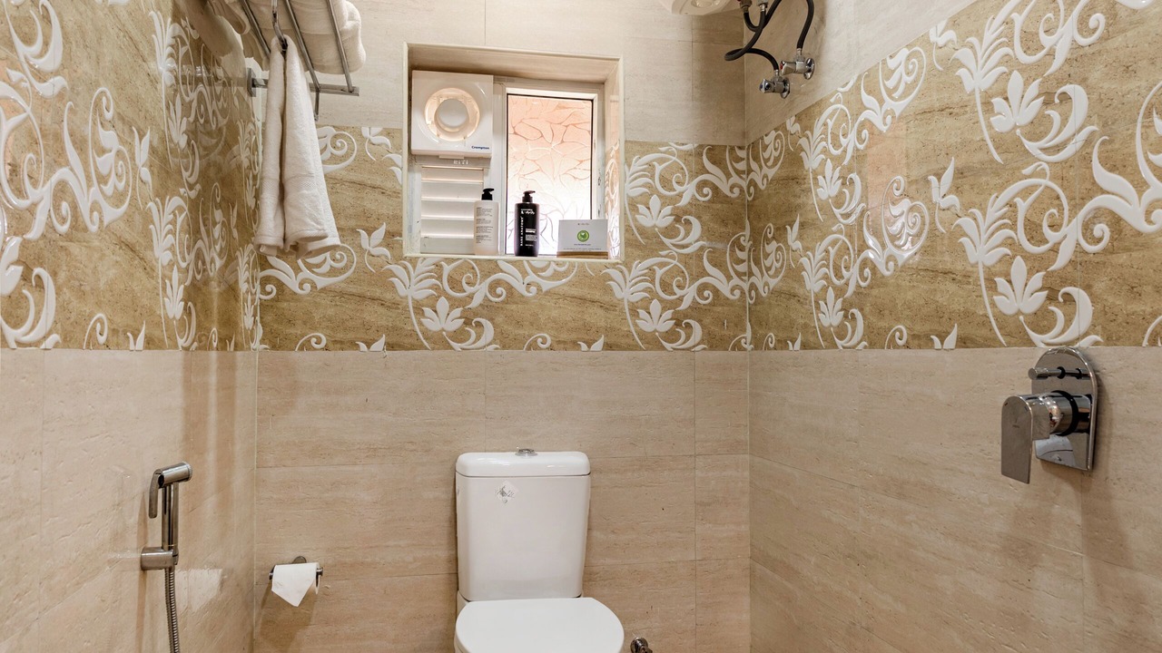 Photo of Bathroom in Ooty
