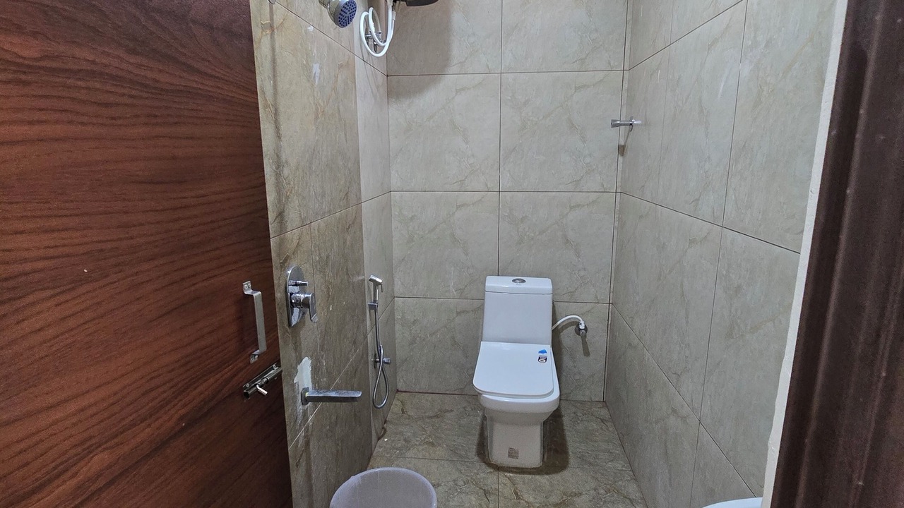 Photo of Bathroom in Tiruvannamalai