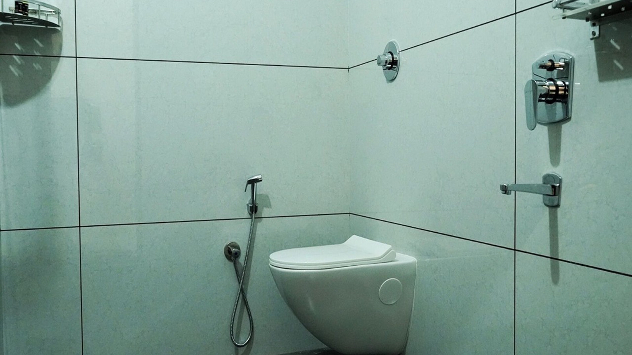 Photo of Bathroom in Murudeshwara