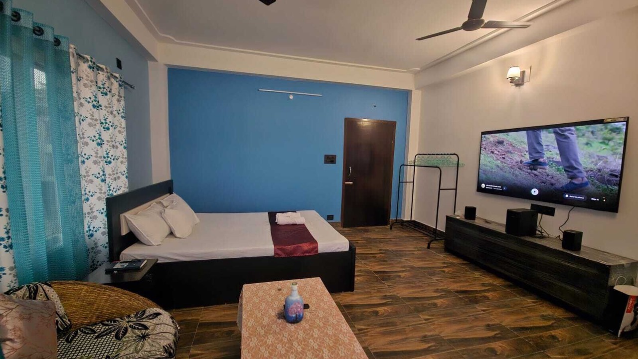 Photo of Bedroom in Jalpaiguri