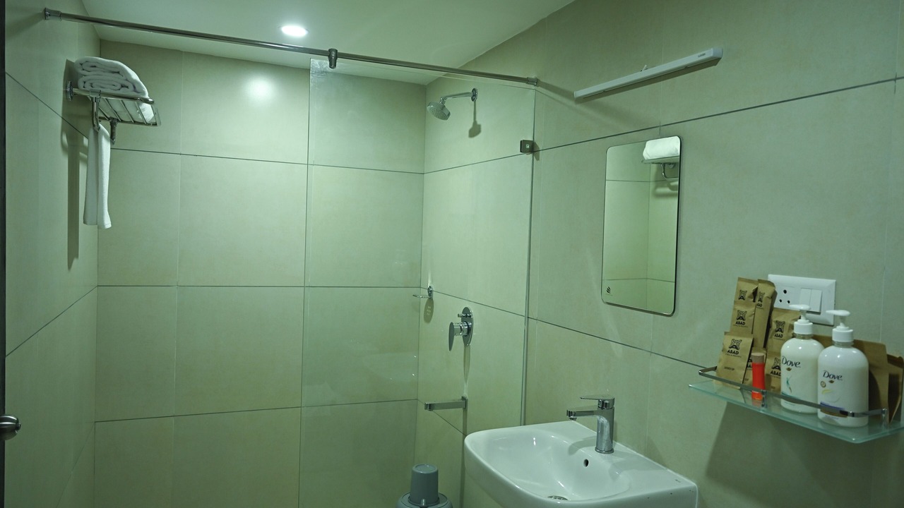Photo of Bathroom in Elappara