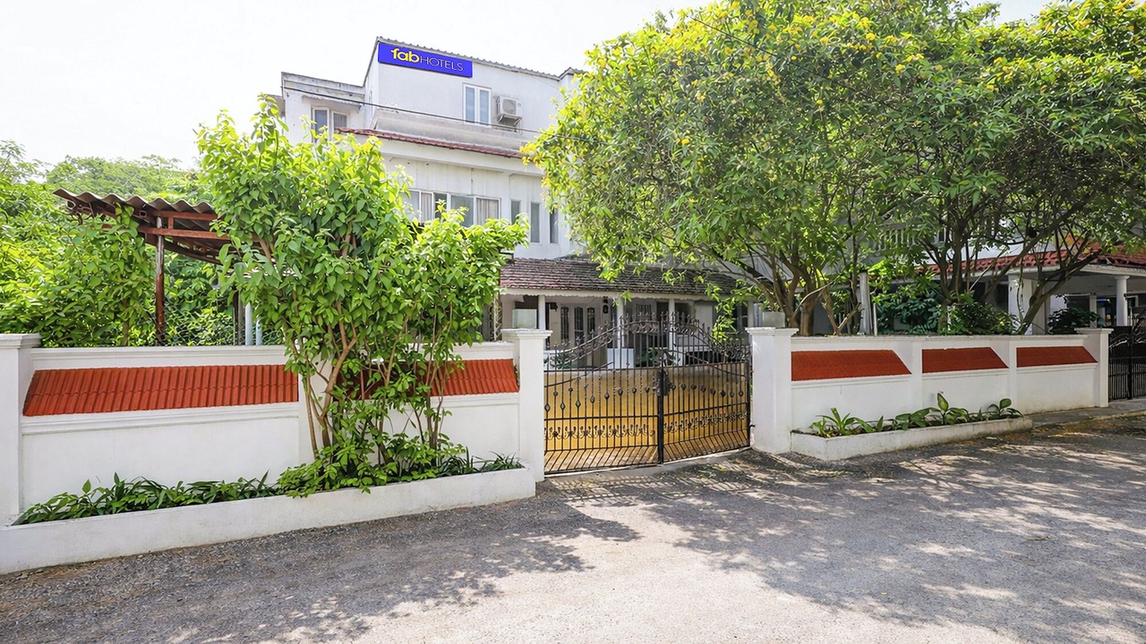 Photo of Outdoor in Mylapore Tiruvallikk