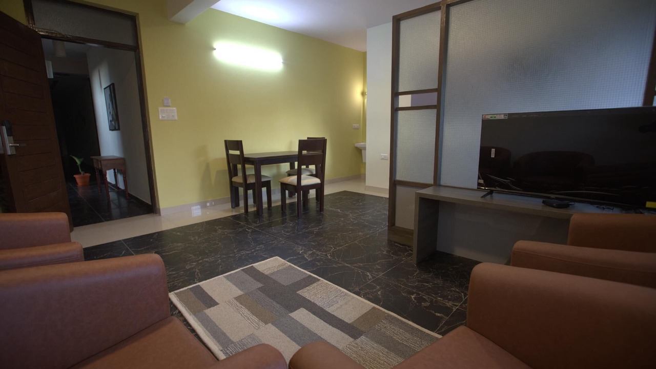 Photo of Livingroom in HBR Layout