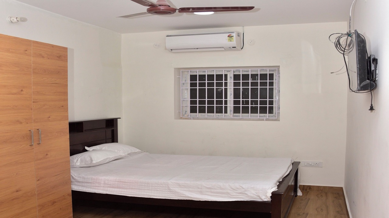 Photo of Bedroom in Central Chennai