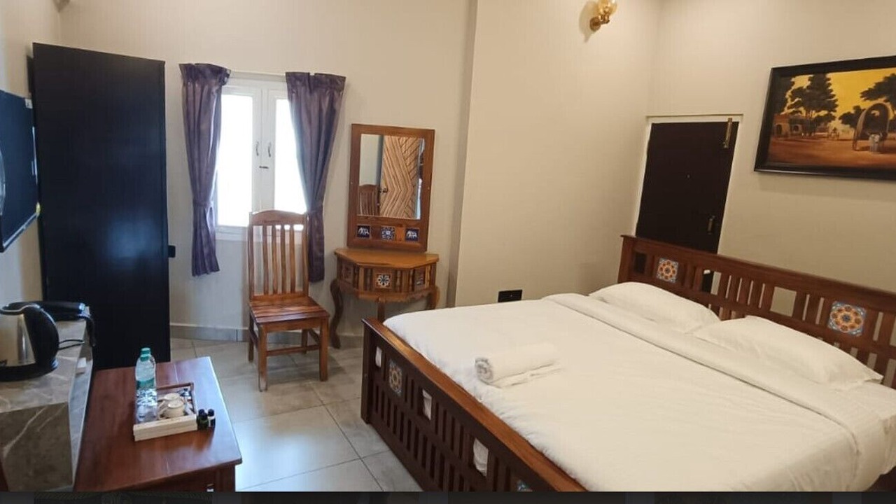 Photo of Bedroom in Redhills