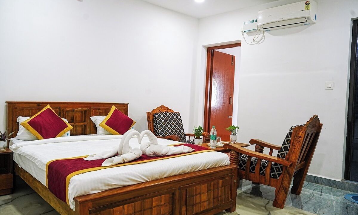 Photo of Bedroom in Mahabalipuram Beach
