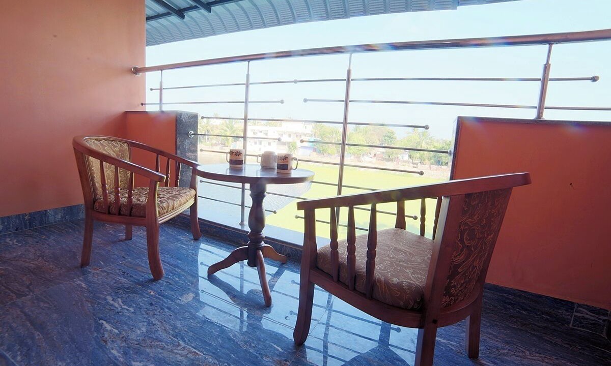 Photo of Bedroom in Mahabalipuram Beach