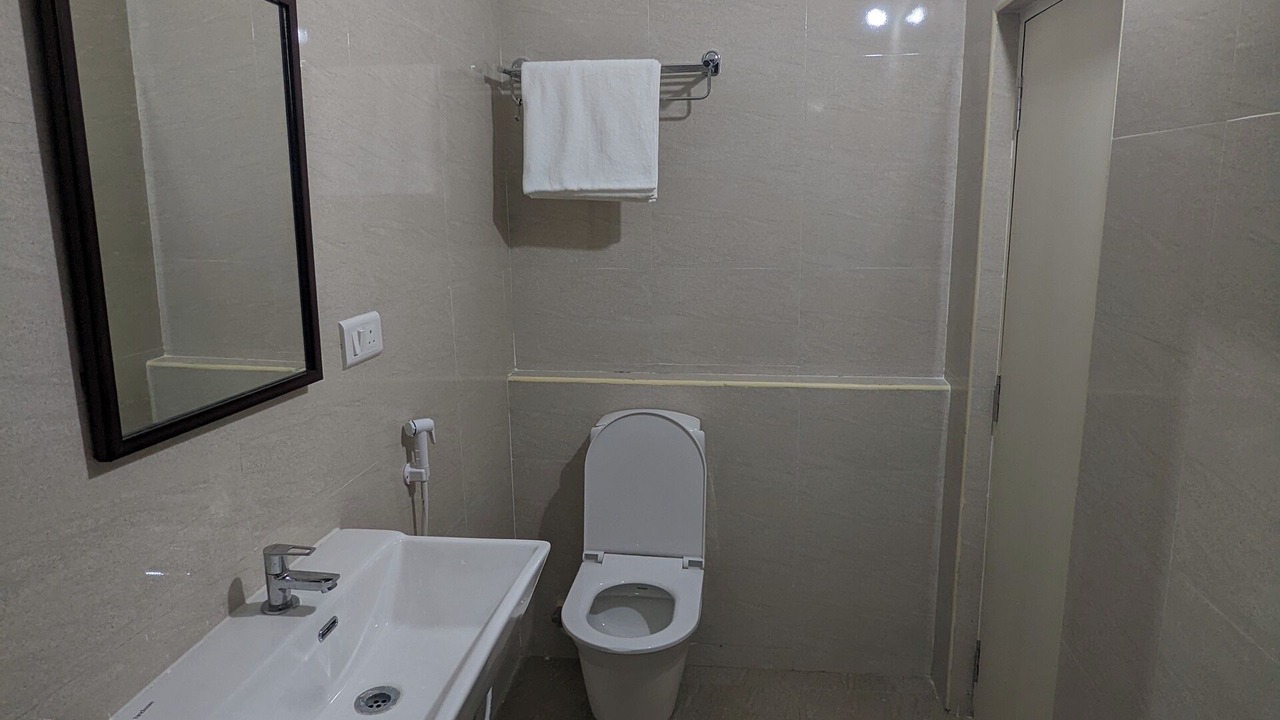 Photo of Bathroom in Tiruchirappalli