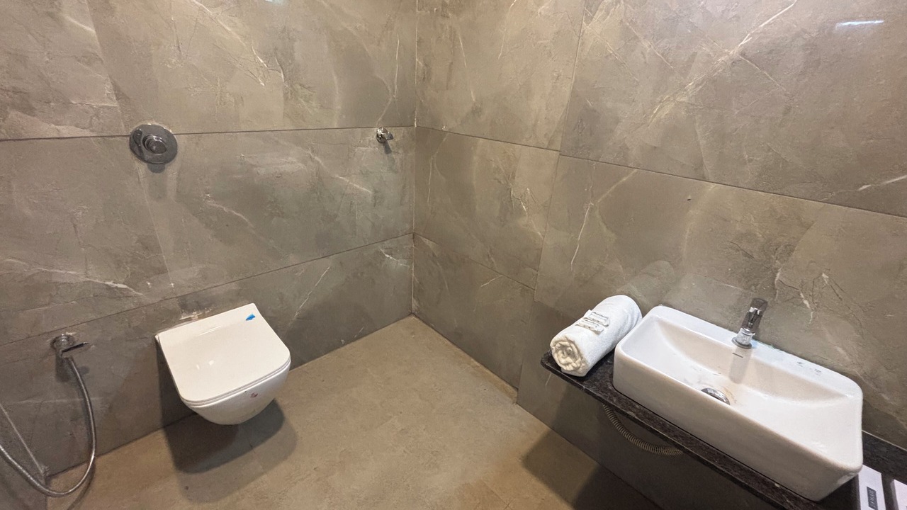 Photo of Bathroom in Abu Road