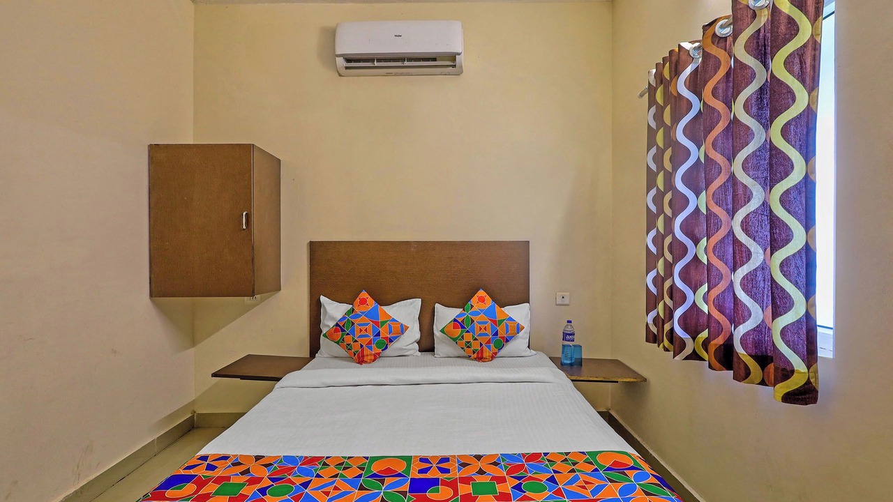 Photo of Bedroom in Nanganallur