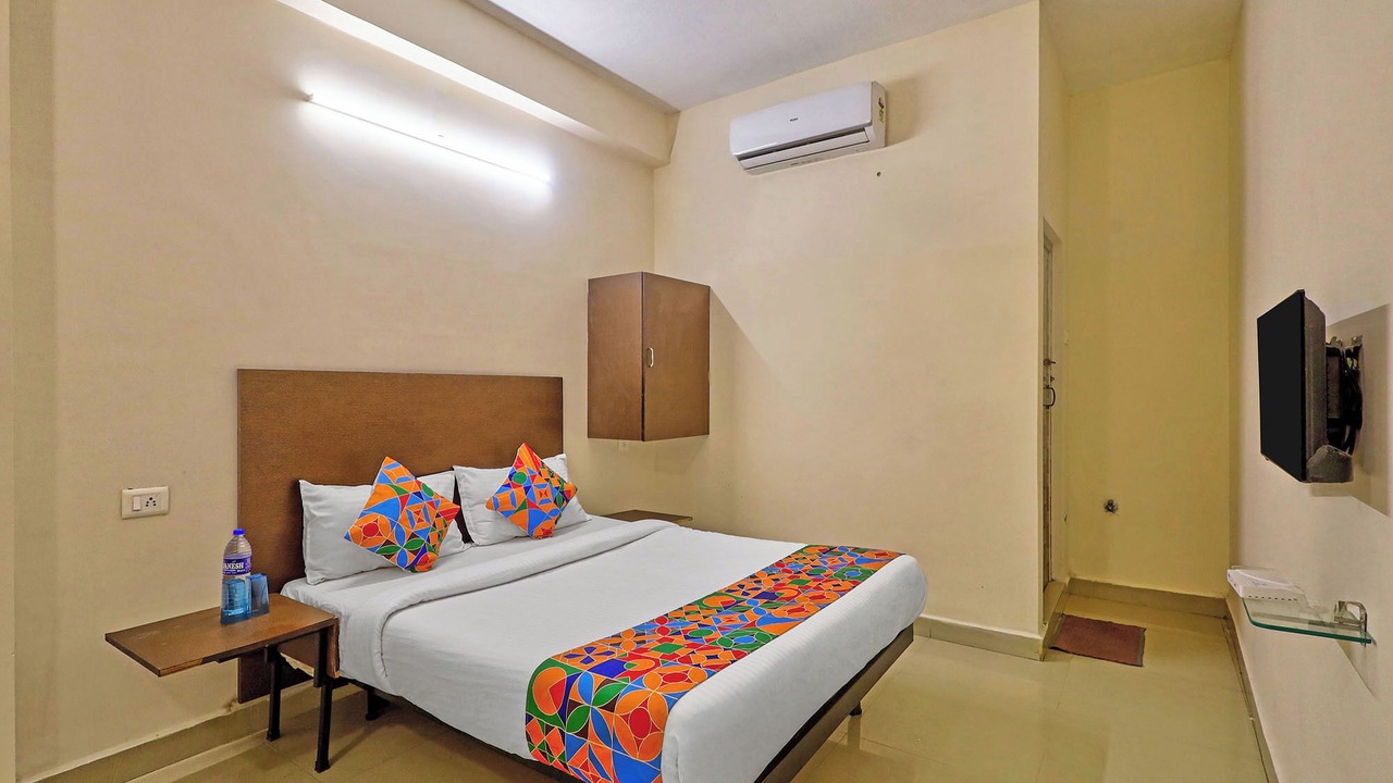 Photo of Bedroom in Nanganallur