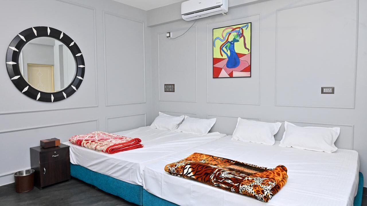 Photo of Bedroom in Murudeshwara