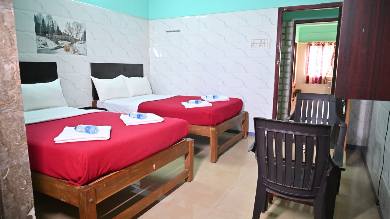 Photo of Bedroom in Murudeshwara