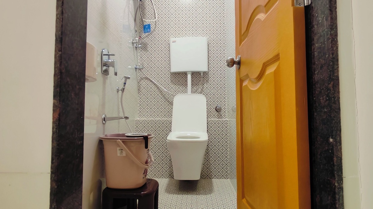 Photo of Bedroom in J B Nagar
