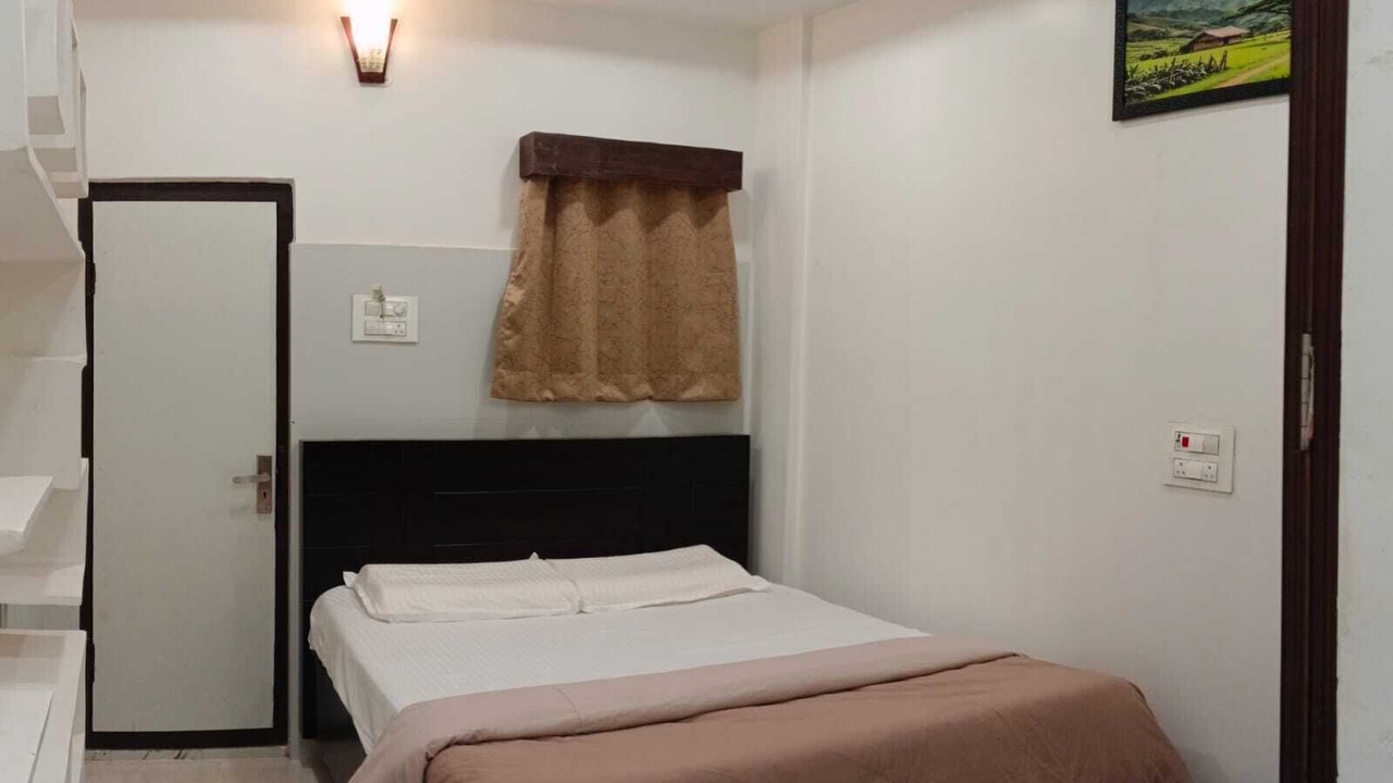 Photo of Bedroom in Avanigadda