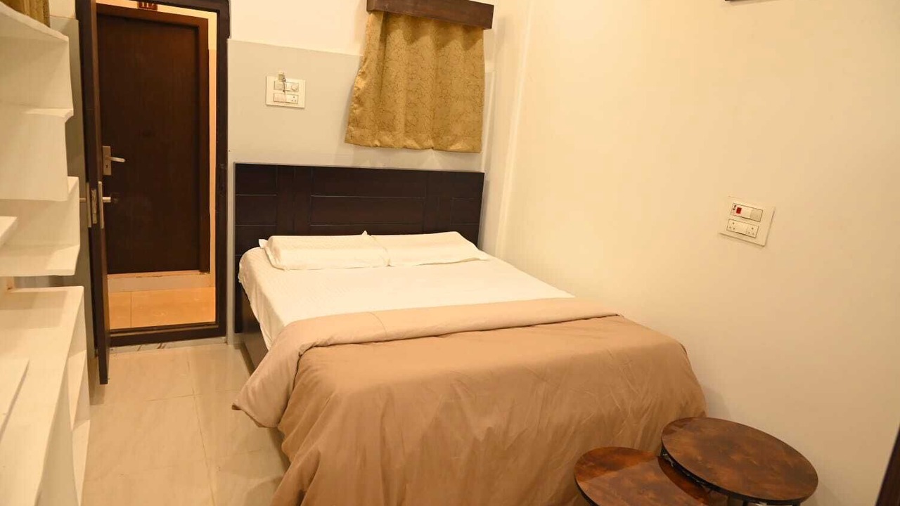 Photo of Bedroom in Avanigadda
