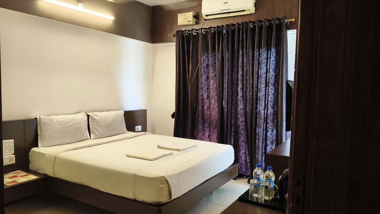 Photo of Bedroom in Manipal
