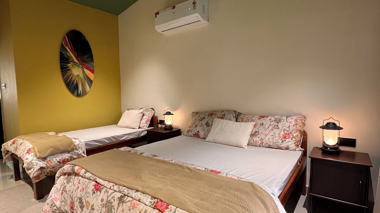 Photo of Bedroom in Ganpatipule