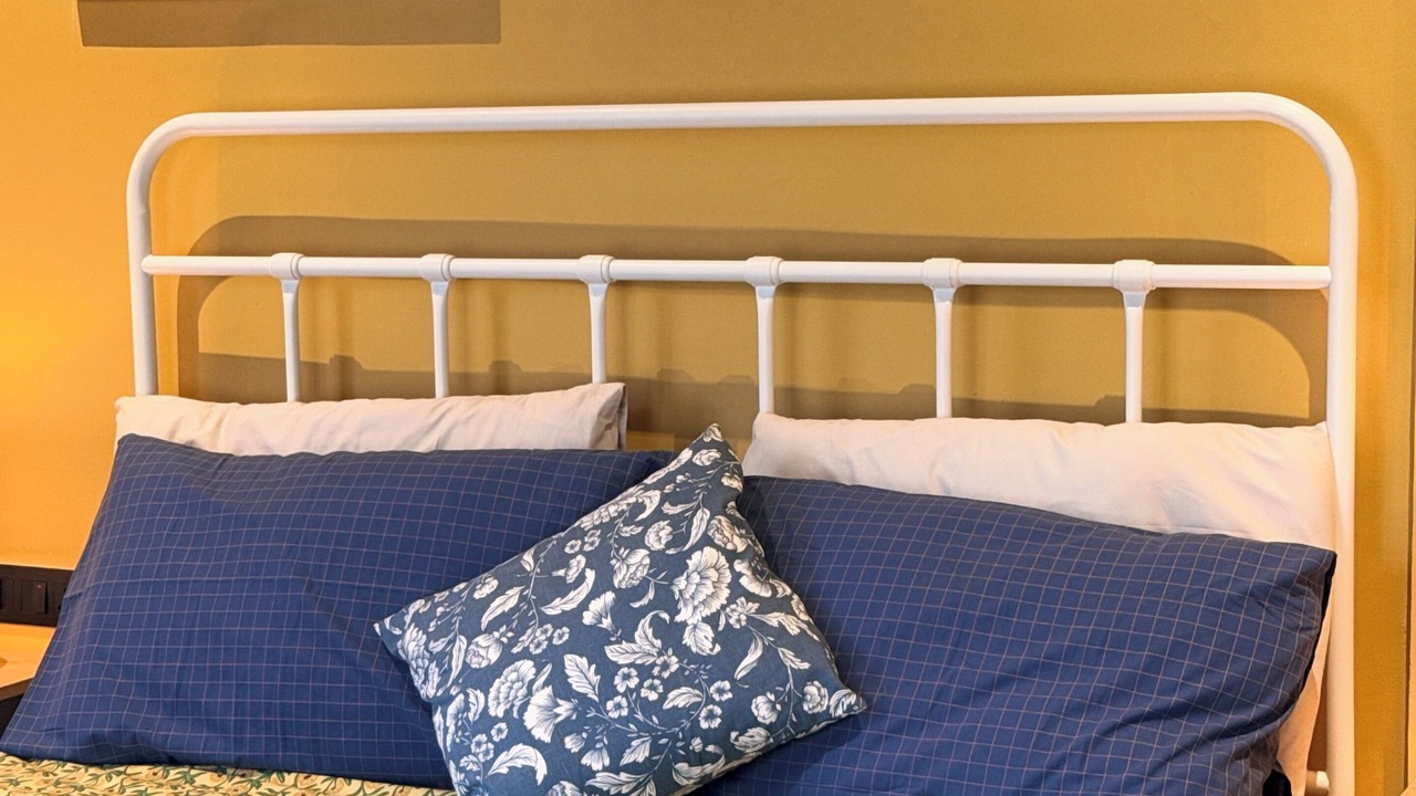 Photo of Bedroom in Ganpatipule