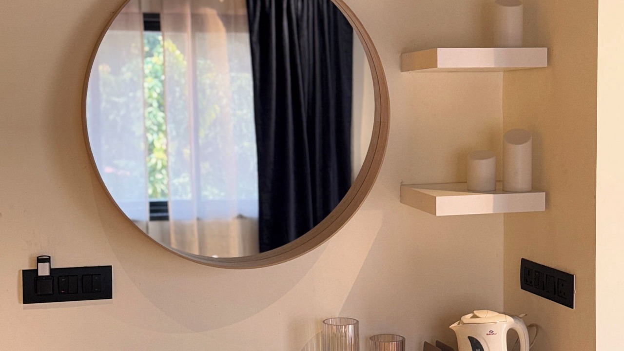 Photo of Bedroom in Ganpatipule
