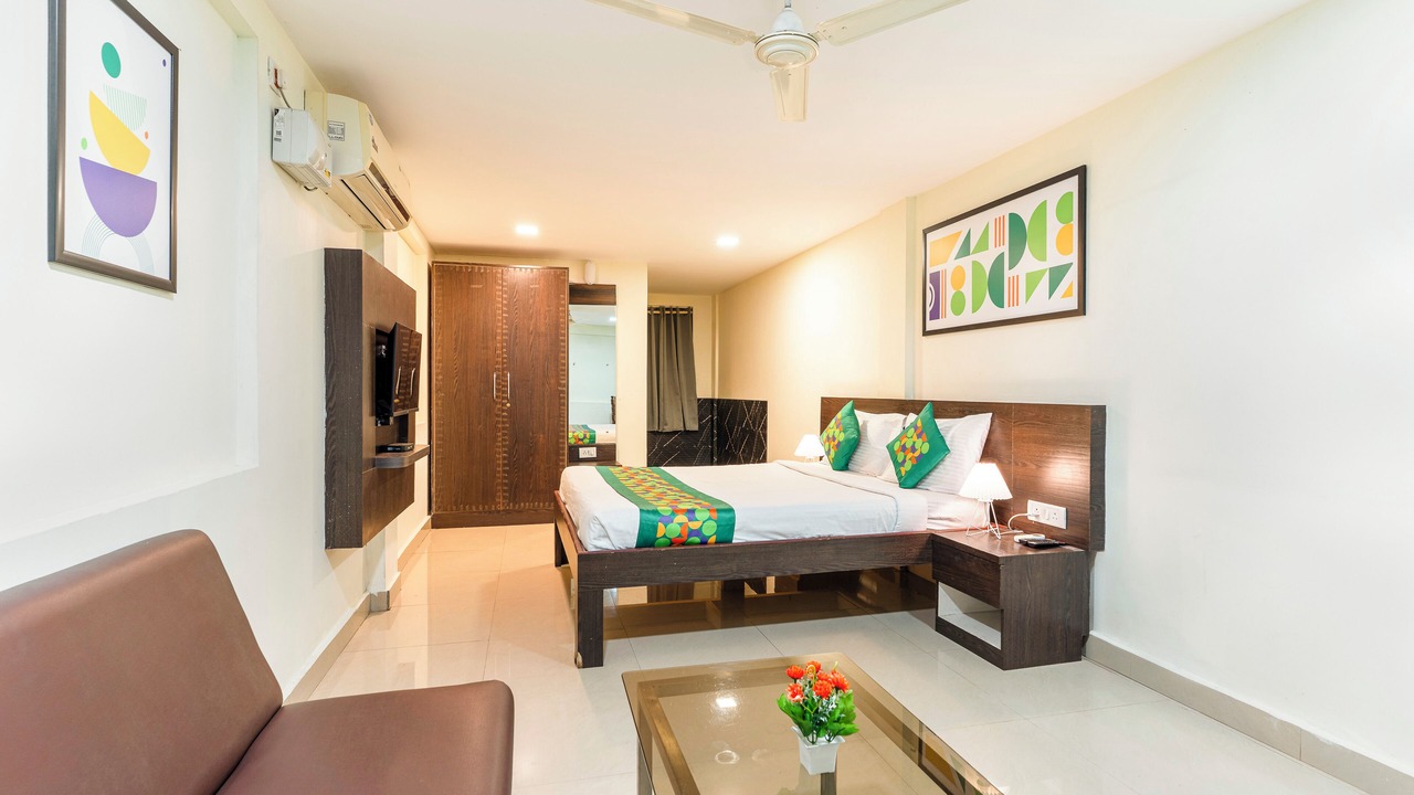 Photo of Bedroom in Basrur