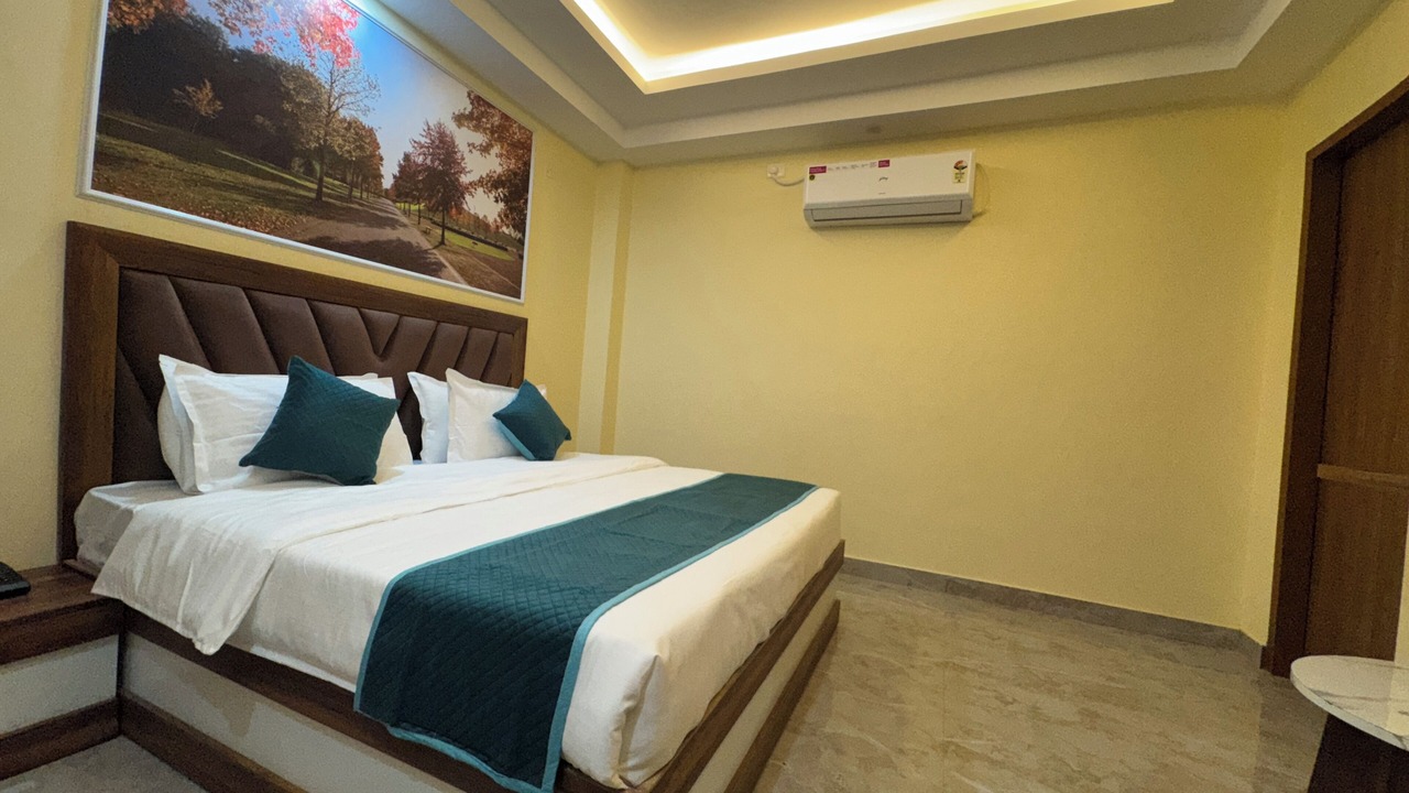 Photo of Bedroom in Mayapur