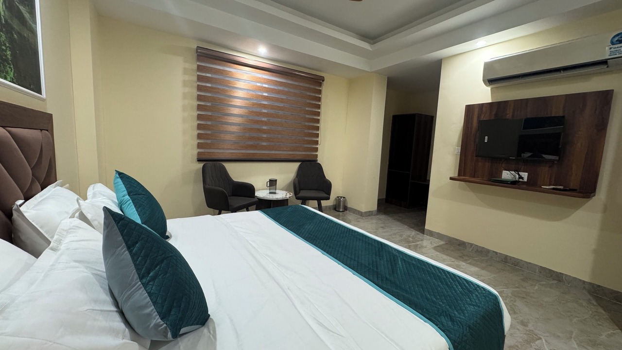 Photo of Bedroom in Mayapur