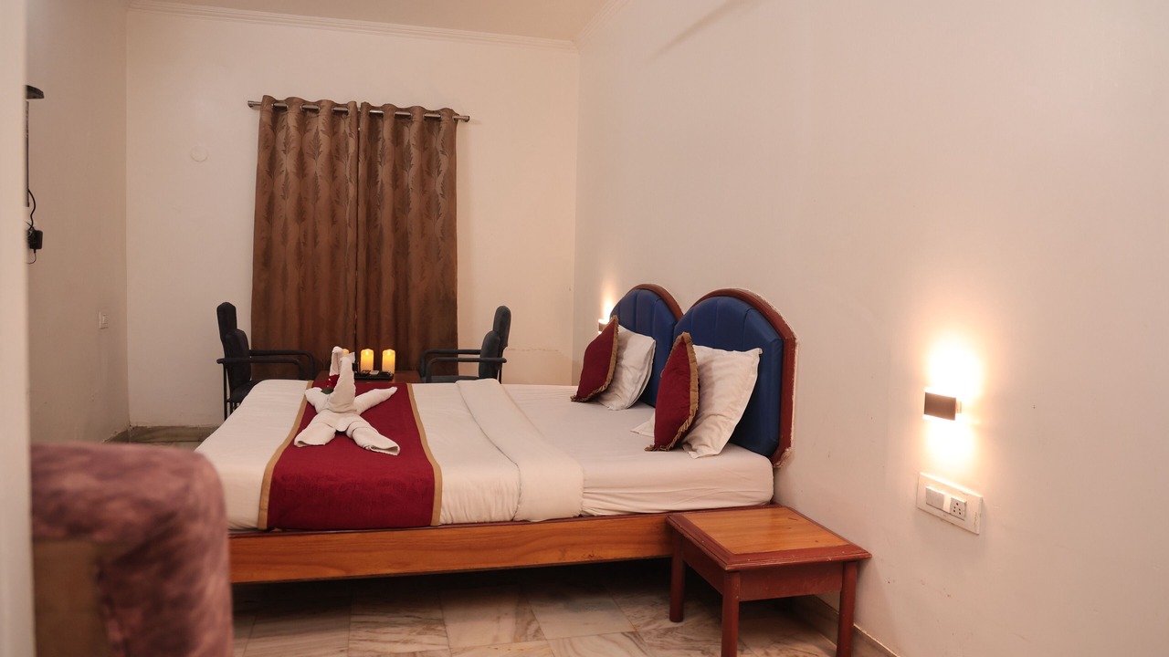Photo of Bedroom in Amarnath