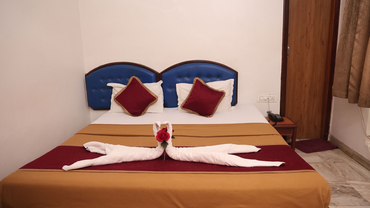 Photo of Bedroom in Amarnath