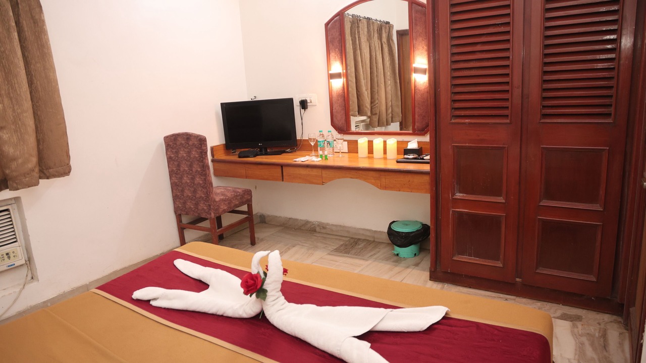 Photo of Bedroom in Amarnath