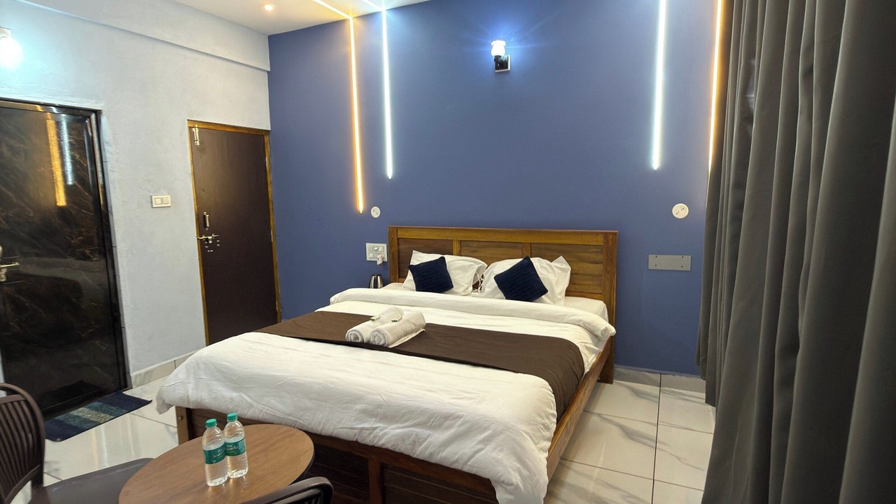 Photo of Bedroom in Murudeshwara
